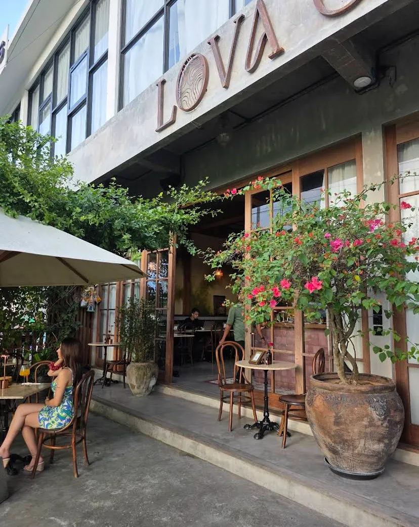 Lova Cafe Canggu